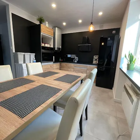 Misvest Lord Karol Apartment *