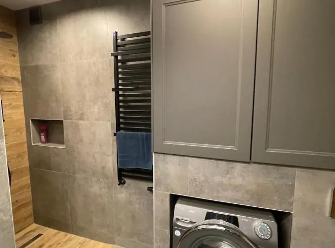 Misvest Lord Karol זברזה